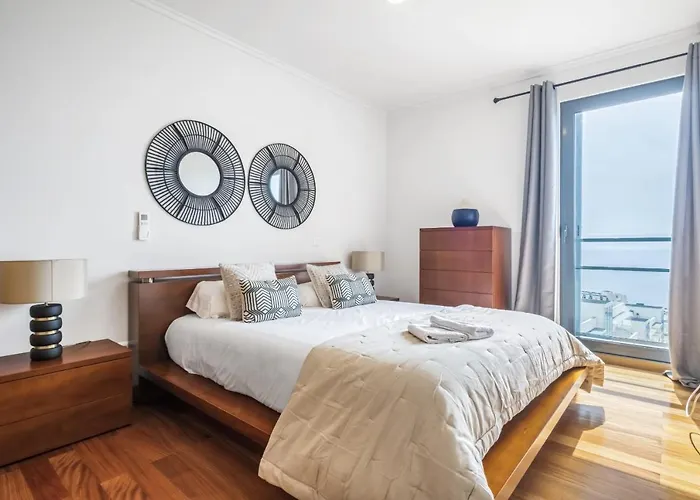 アパート Blue And Gold Sunset By Homie フンシャル