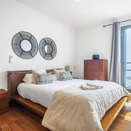 Apartment Blue And Gold Sunset By Homie Funchal (Madeira)